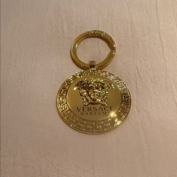 Versace Parfums Gold Medusa Emblem KeyRing Keychain Bag Charm - Picture 1 of 3